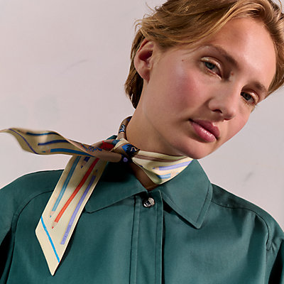 Twilly 《パンタン・シティ》 | Hermès - エルメス-公式サイト Twilly 《パンタン・シティ》 | Hermès - エルメス-公式サイト